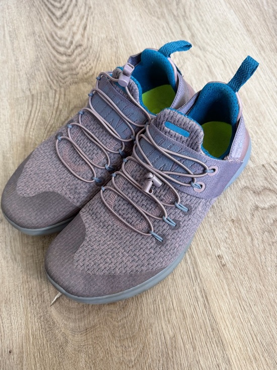 Nike Shoes - Nike Free RN Commuter | Women's 9 Plum/Thunder Blue